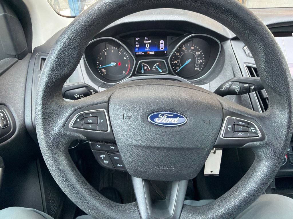 Used 2017 Ford Focus SEL FWD image 19