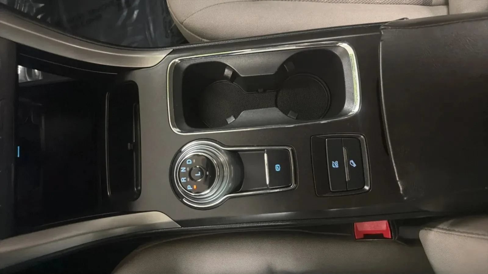 Used 2017 Ford Fusion S FWD image 12