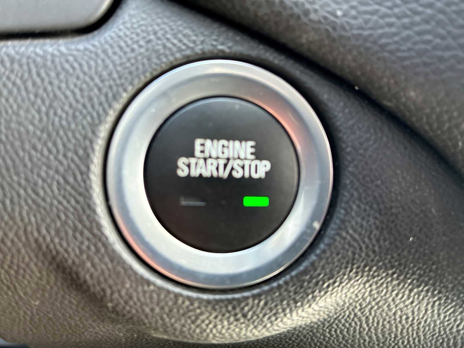 Certified 2020 Chevrolet Equinox LT image 16