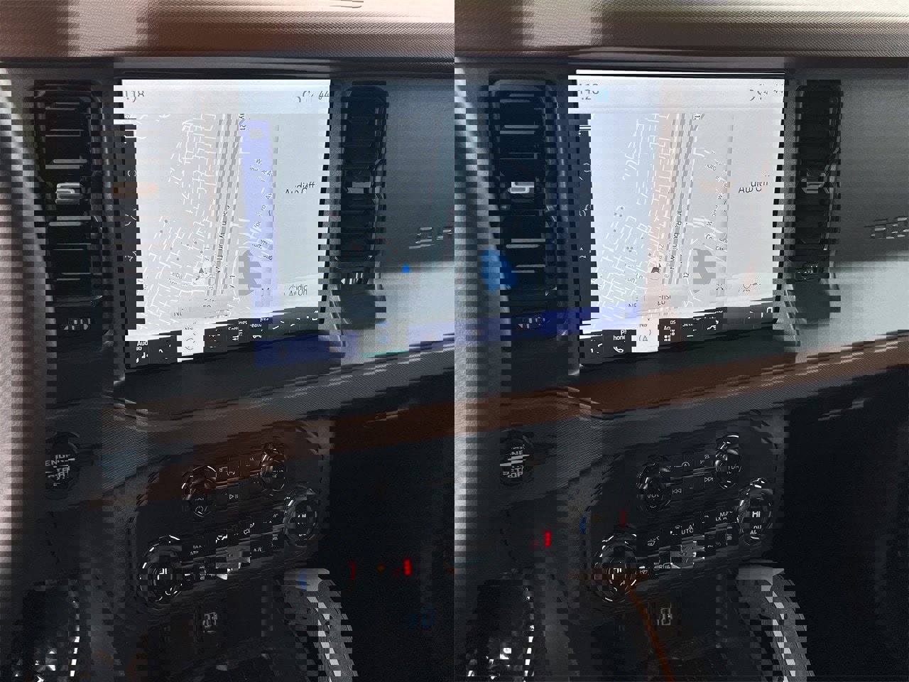 Used 2024 Ford Bronco Outer Banks image 14