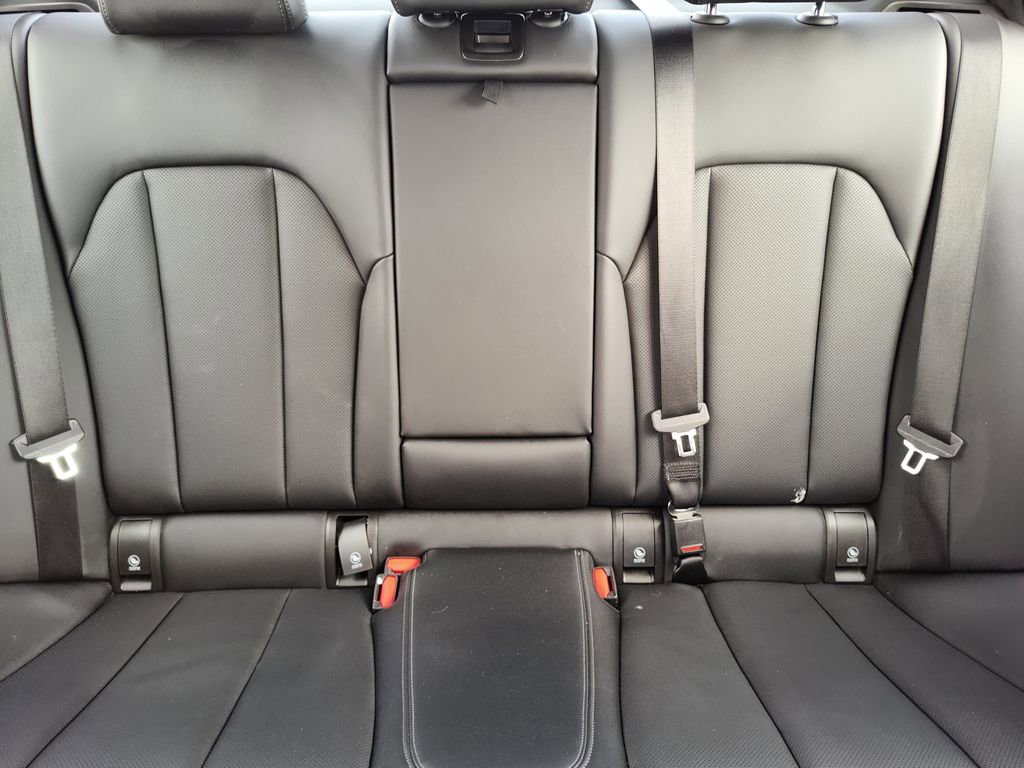 Used 2025 BMW 330i Sedan image 35