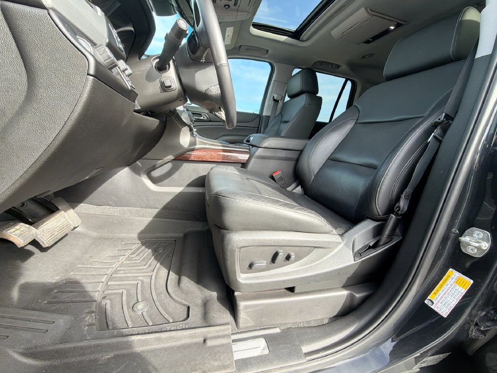 Used 2020 GMC Yukon SLT w/ Premium Edition RWD image 17