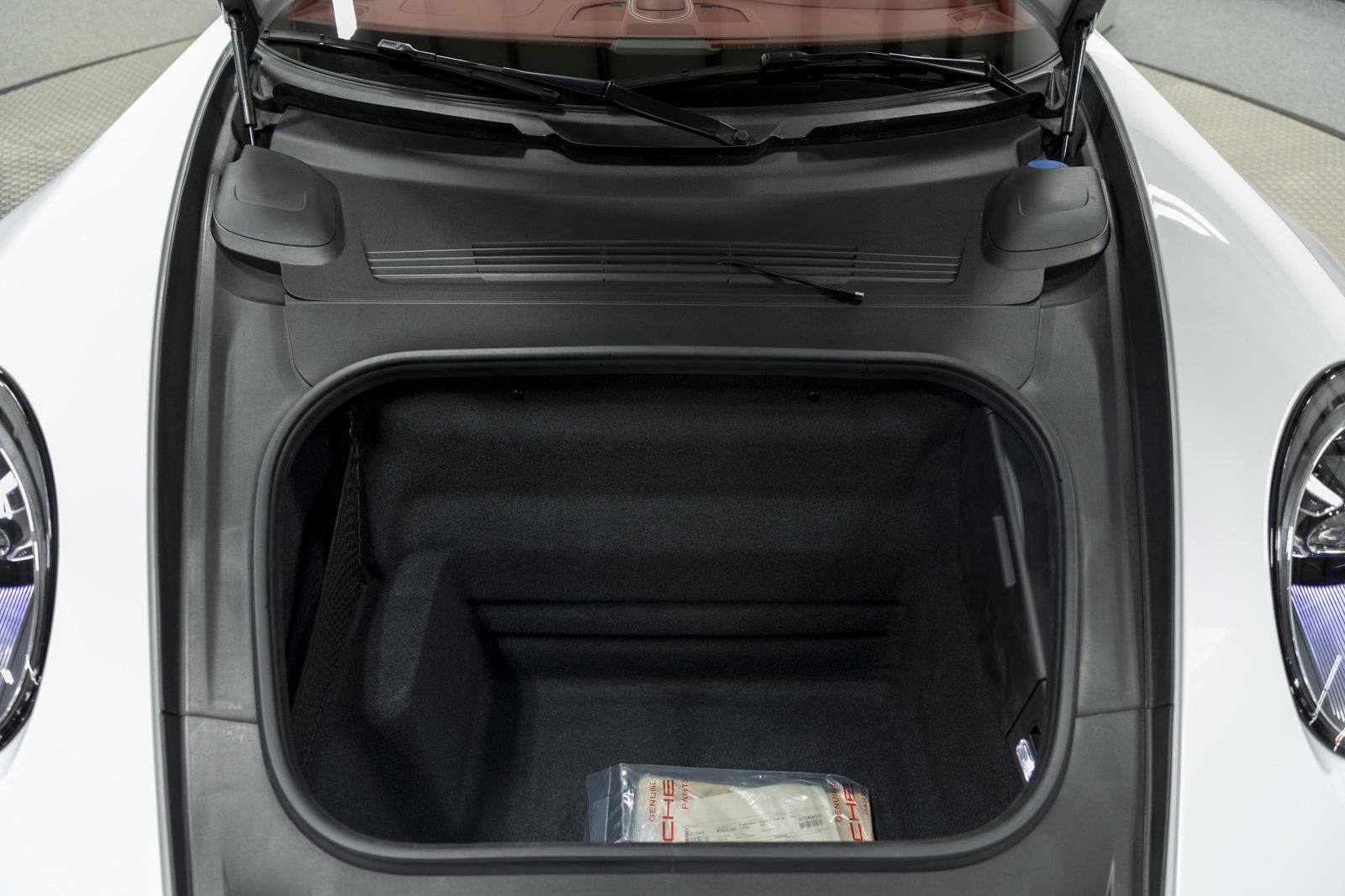 Used 2022 Porsche 911 Turbo S image 39