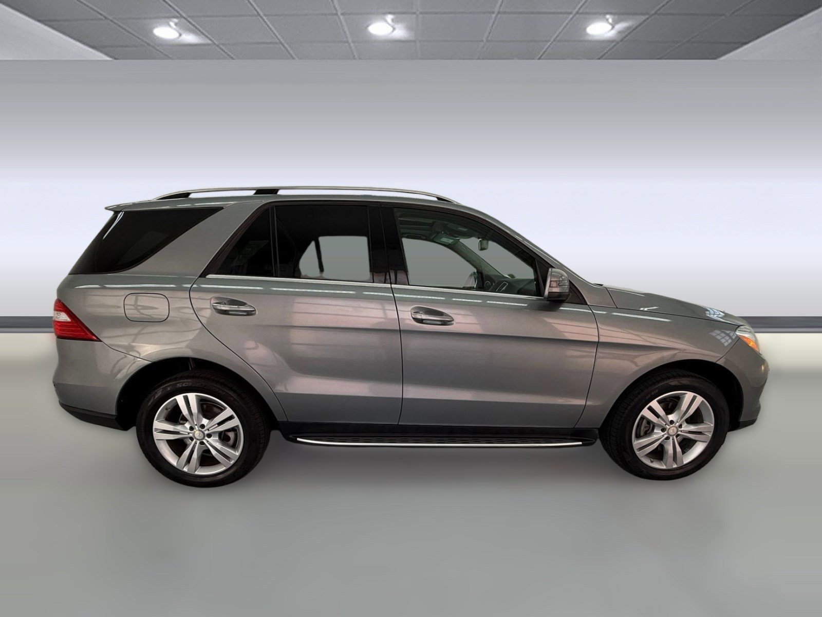 Used 2015 Mercedes-Benz ML 250 BlueTEC 4MATIC image 7