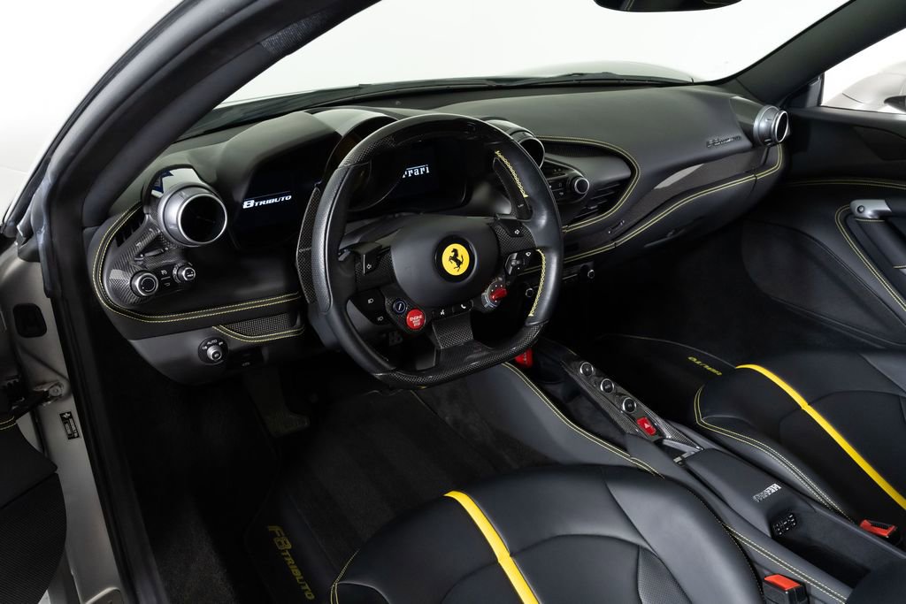 Used 2021 Ferrari F8 Tributo image 4