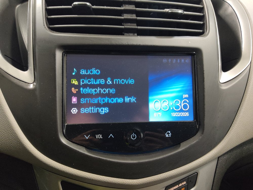 Used 2016 Chevrolet Trax LT w/ LT Convenience Package FWD image 25
