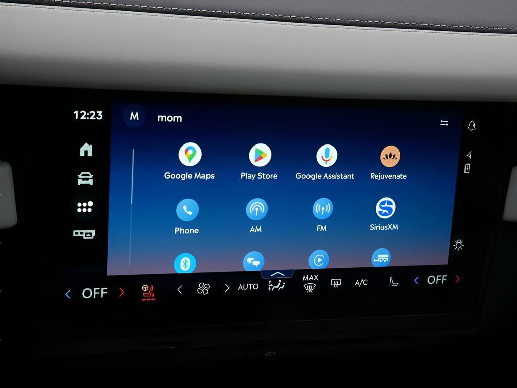 Used 2025 Lincoln Navigator Reserve image 23