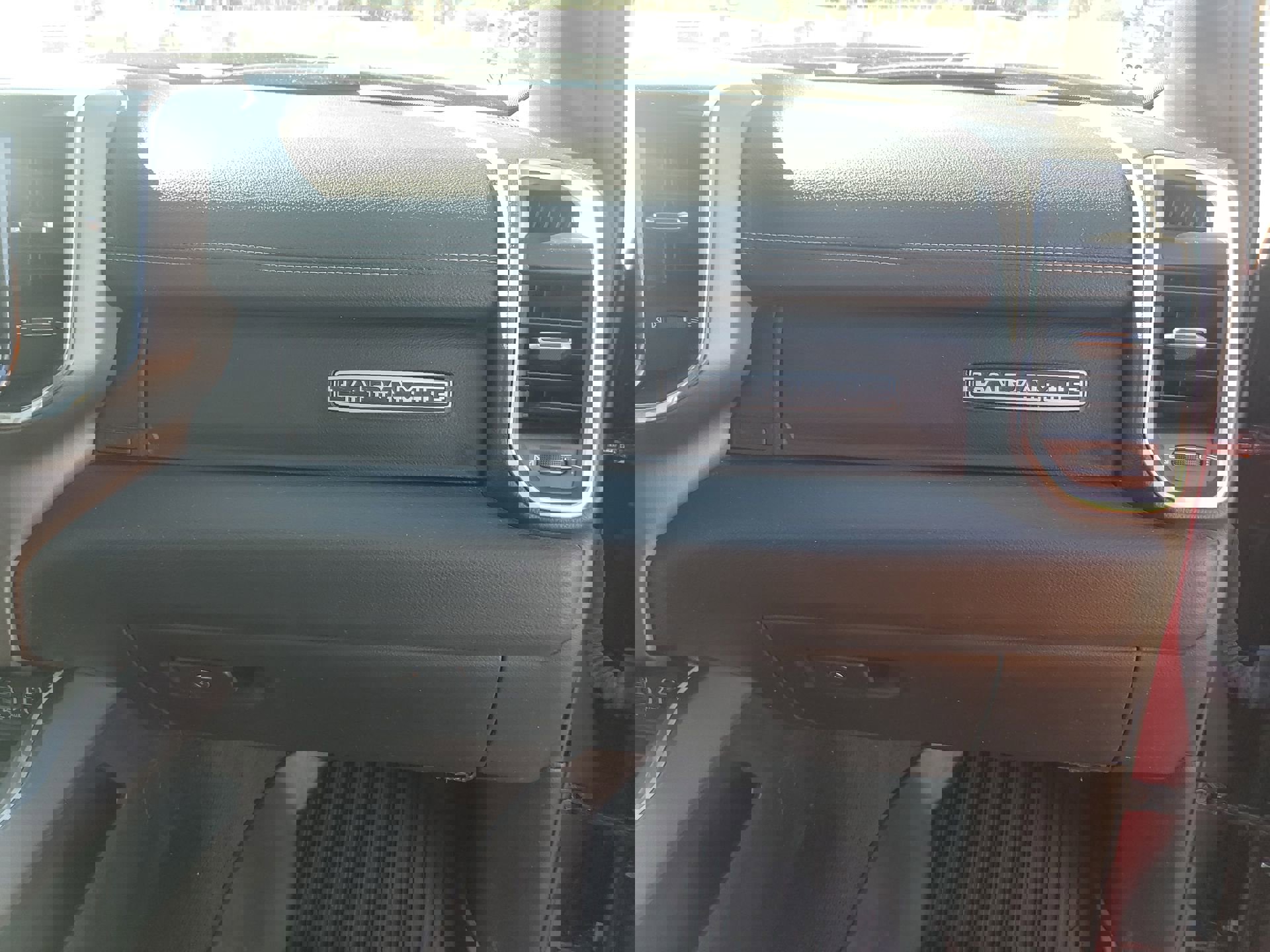 Used 2021 RAM 1500 Laramie image 35