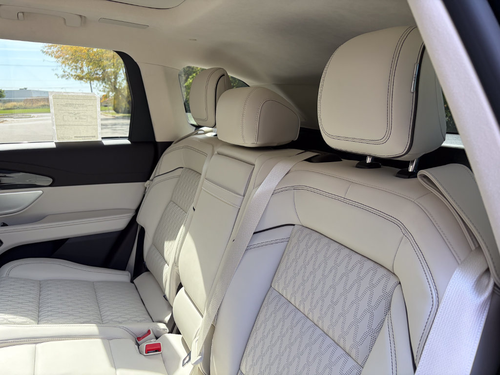New 2026 Lincoln Nautilus Black Label AWD/4WD image 19