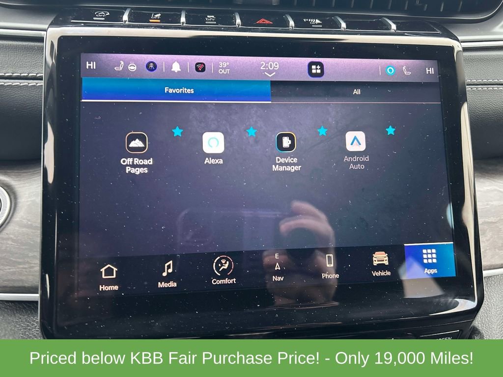 Used 2024 Jeep Grand Cherokee L Limited image 31