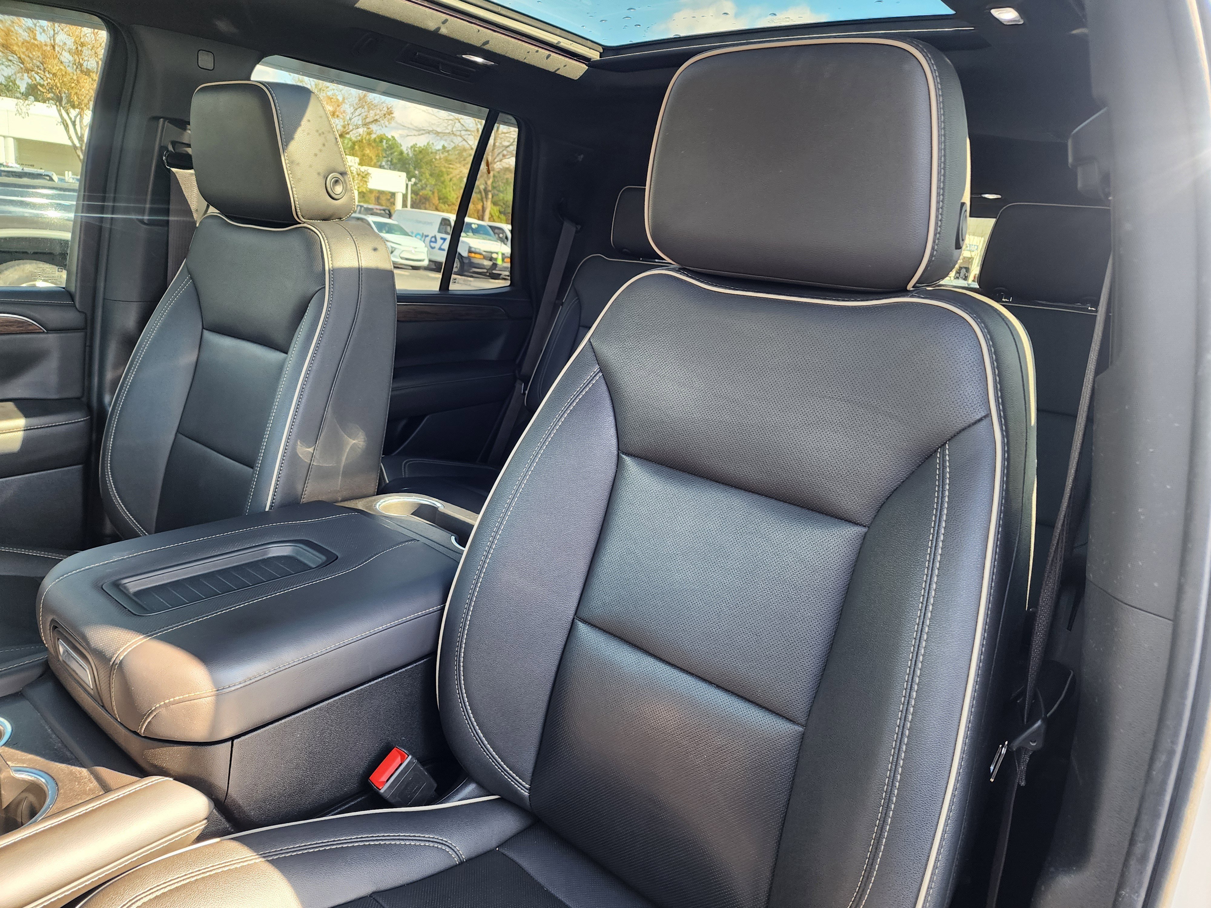 Used 2023 Chevrolet Tahoe Premier image 22