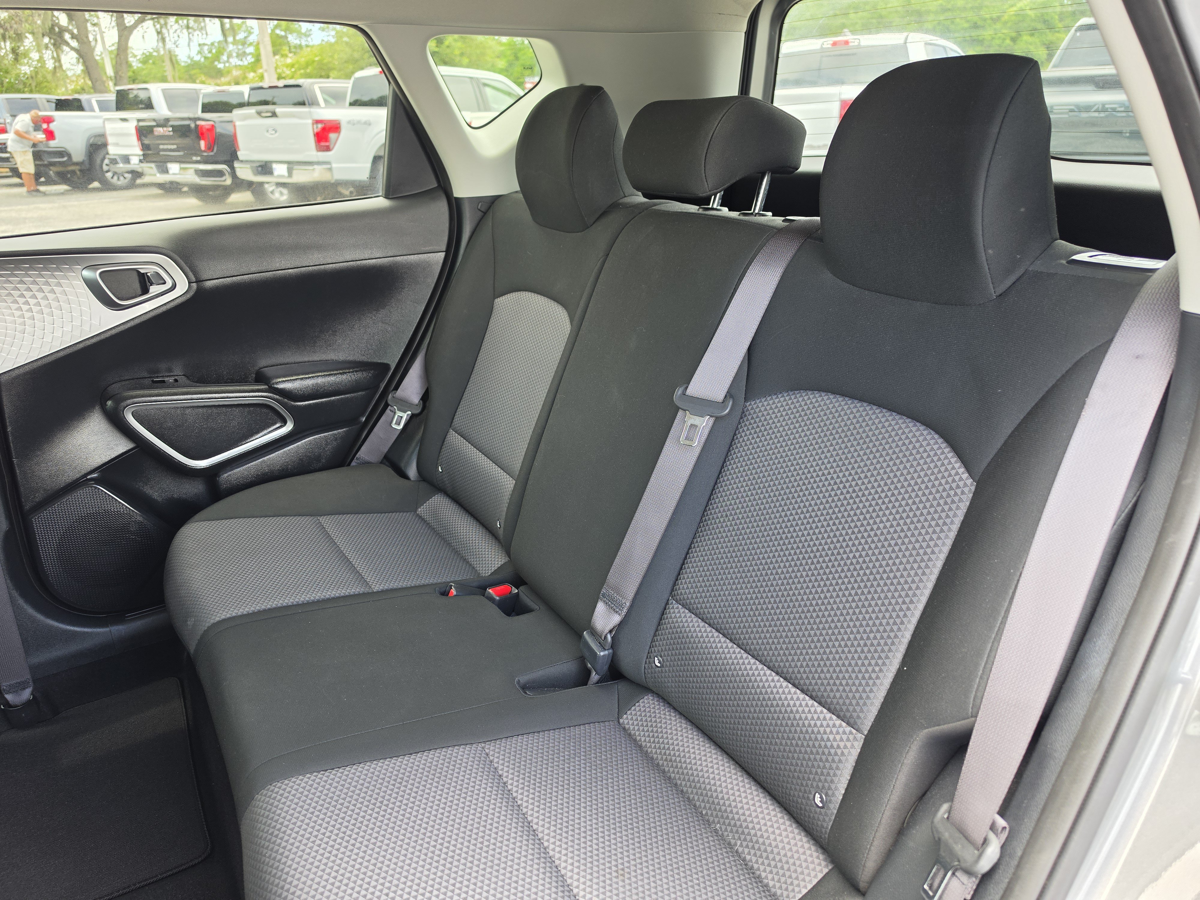 Used 2024 Kia Soul LX w/ Option Group 015 FWD image 21