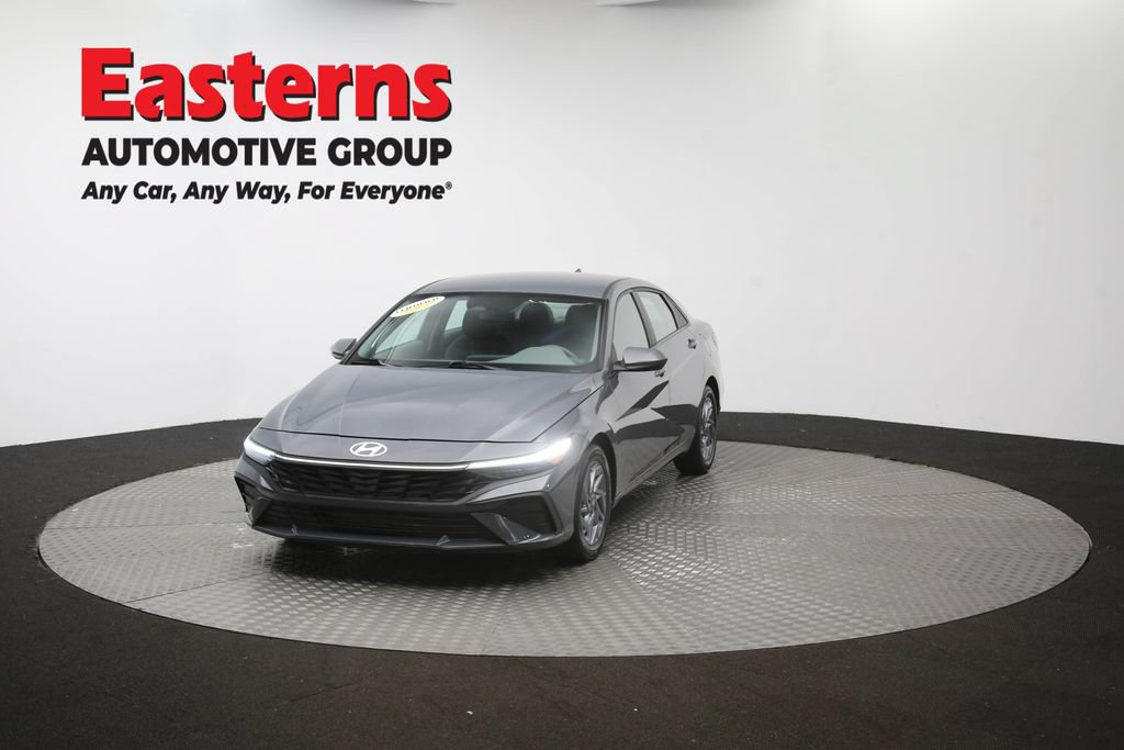 Used 2024 Hyundai Elantra SEL FWD image 52