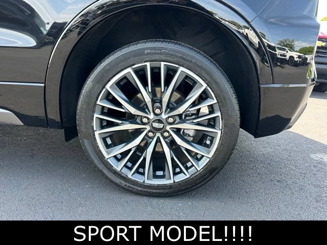 Used 2024 Cadillac XT4 Sport w/ LPO, Floor Liner Package FWD image 10