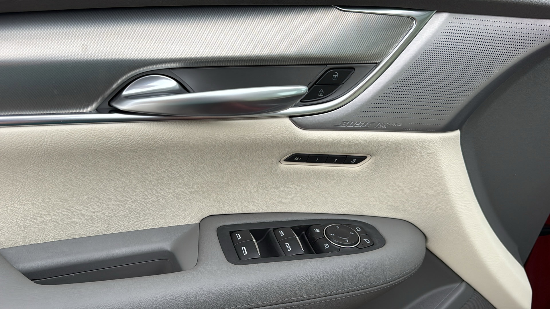 New 2026 Cadillac XT5 Premium Luxury w/ Driver Assist Package image 11