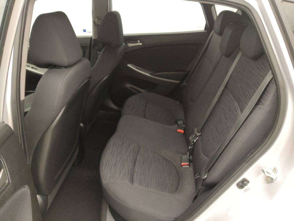Used 2017 Hyundai Accent SE FWD image 18