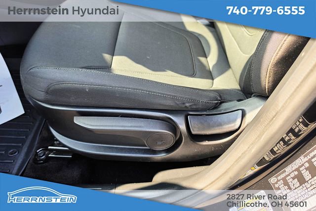 Used 2022 Hyundai Tucson SE FWD image 10