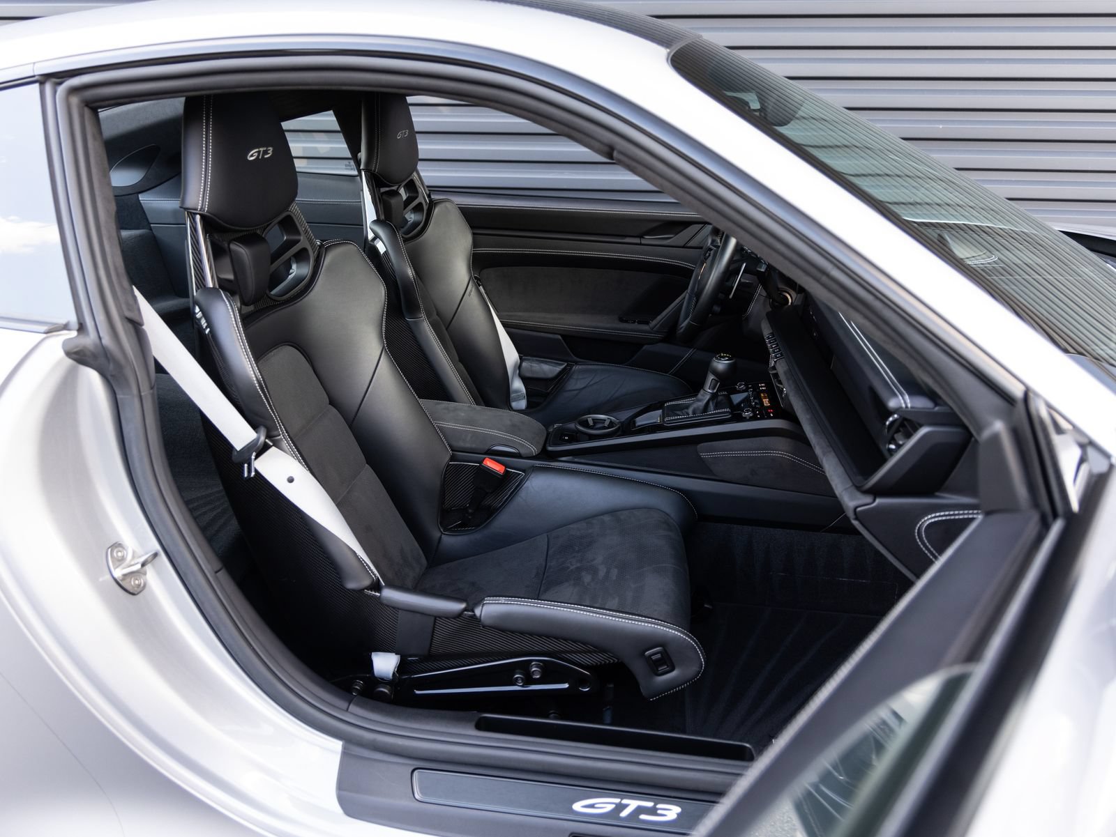 Certified 2024 Porsche 911 GT3 RWD image 28