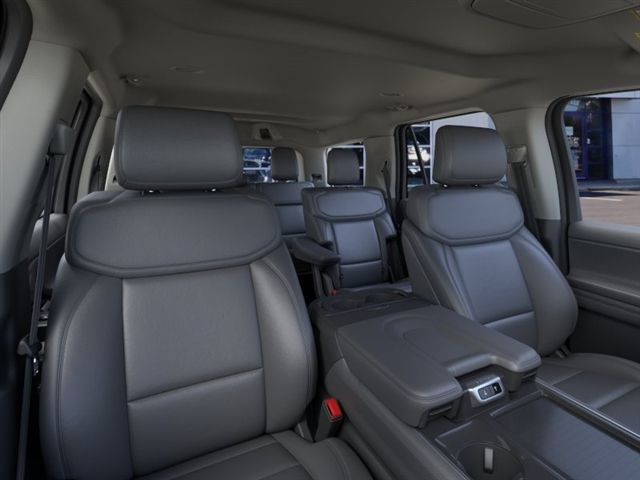 New 2026 Ford Expedition Active RWD image 10