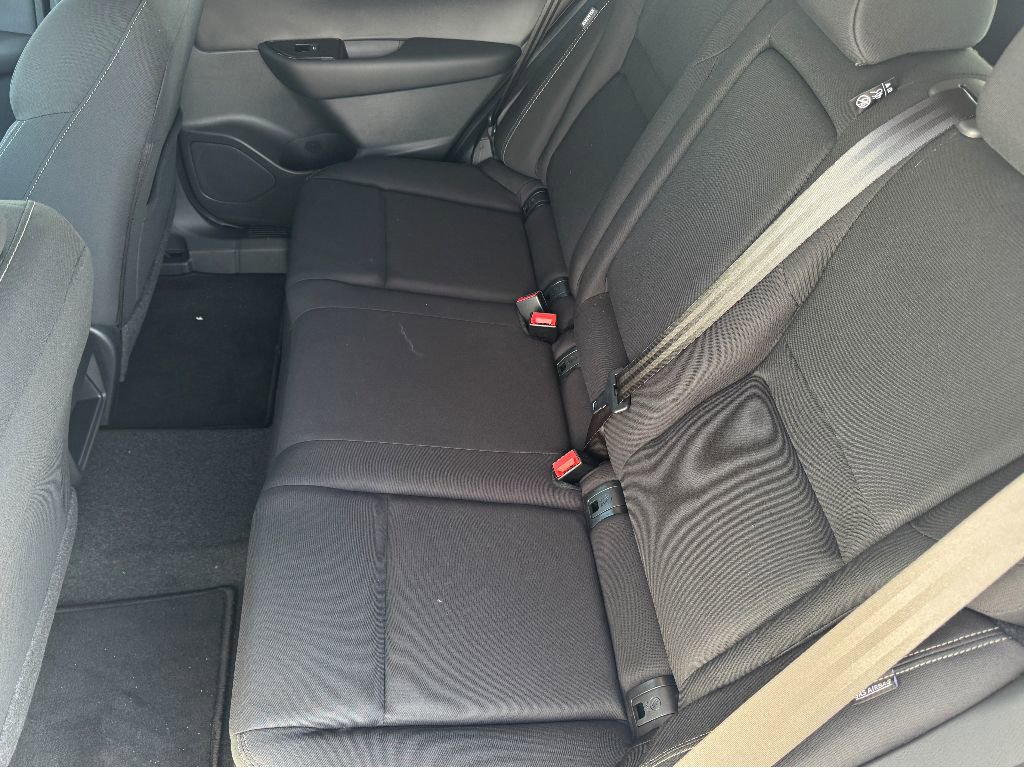 Used 2025 Nissan Rogue S image 12