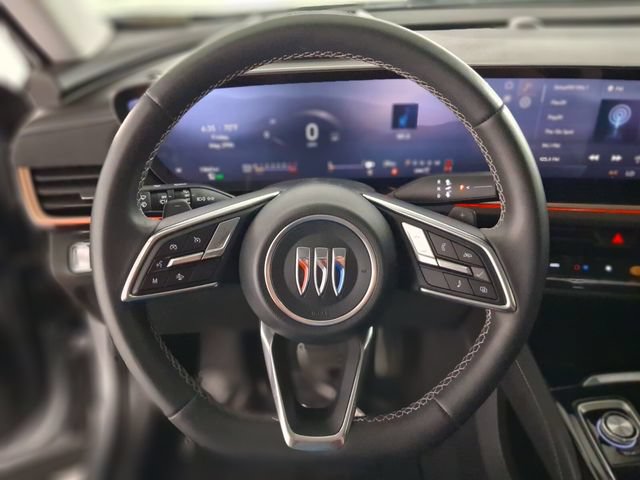 Certified 2025 Buick Envision Sport Touring AWD/4WD image 18