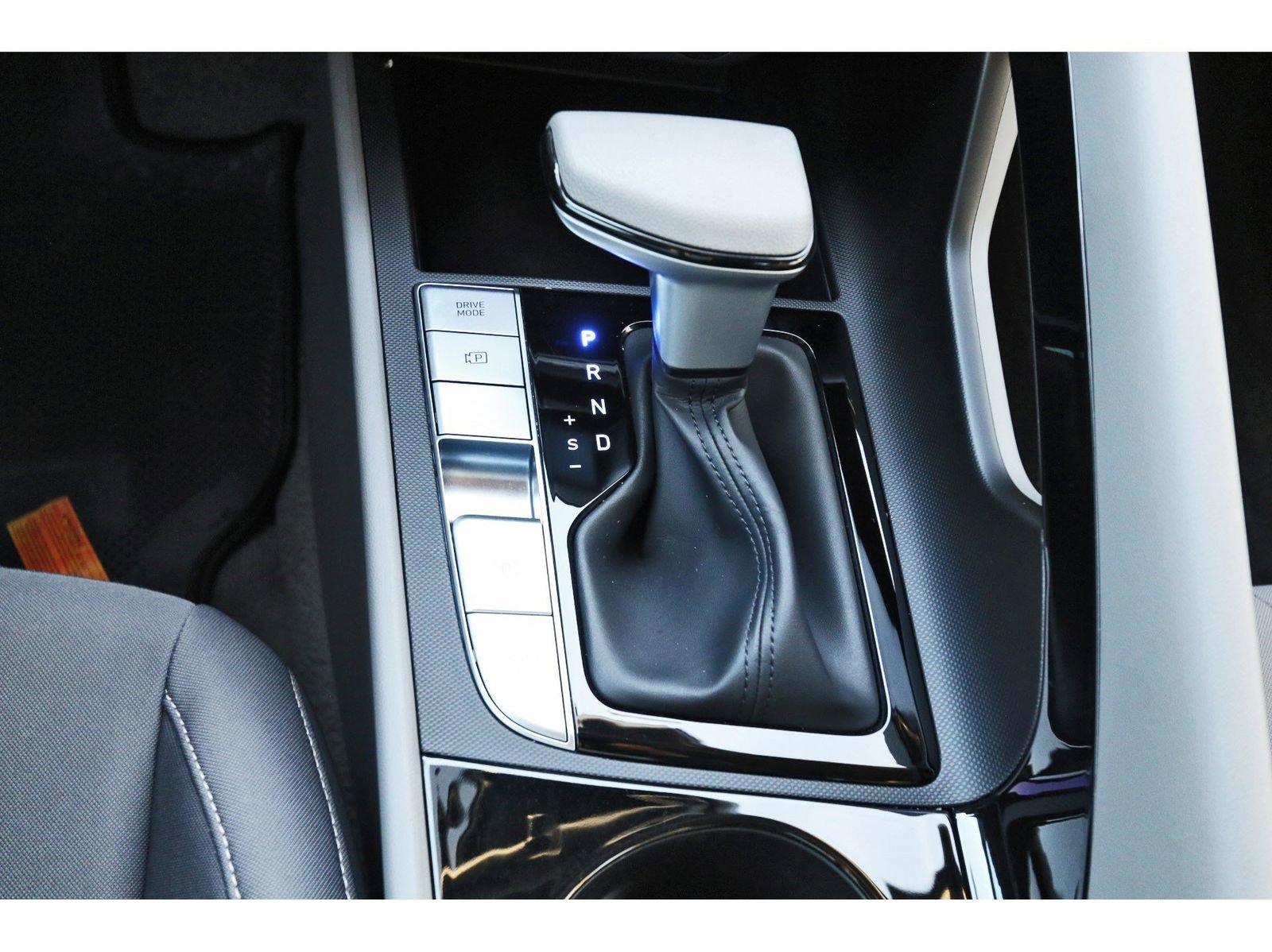 Certified 2025 Hyundai Elantra Blue image 27