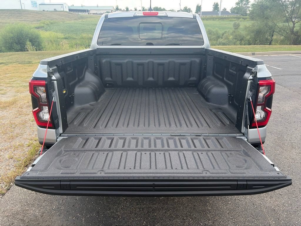 Used 2024 Ford Ranger Lariat w/ FX4 Off-Road Package AWD/4WD image 6