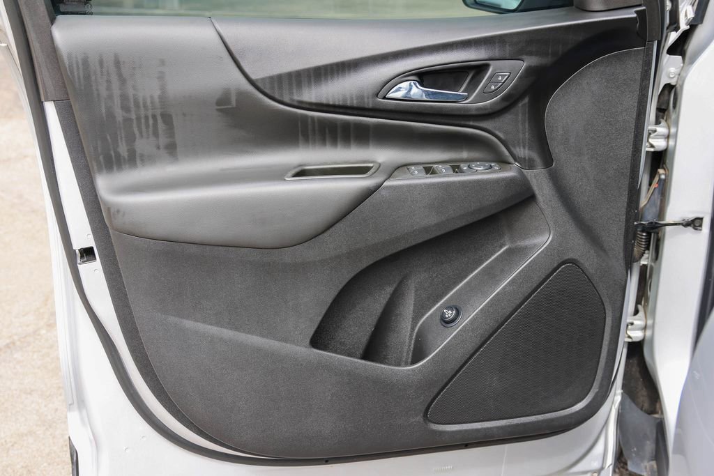 Used 2021 Chevrolet Equinox LT image 10