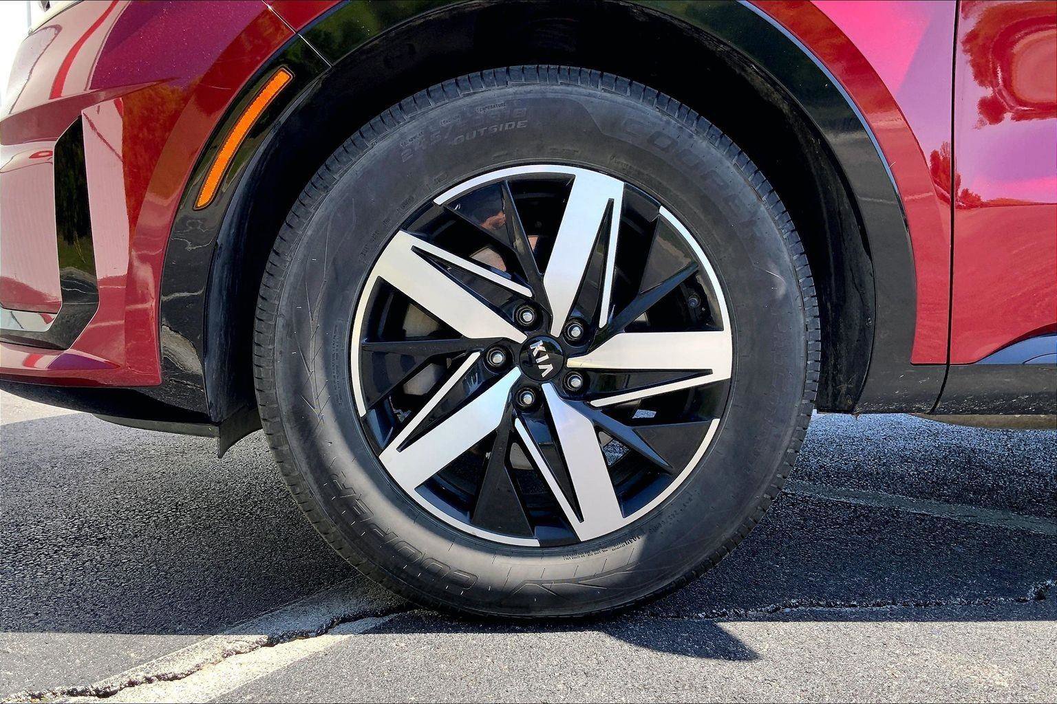 Used 2021 Kia Sorento S FWD image 9