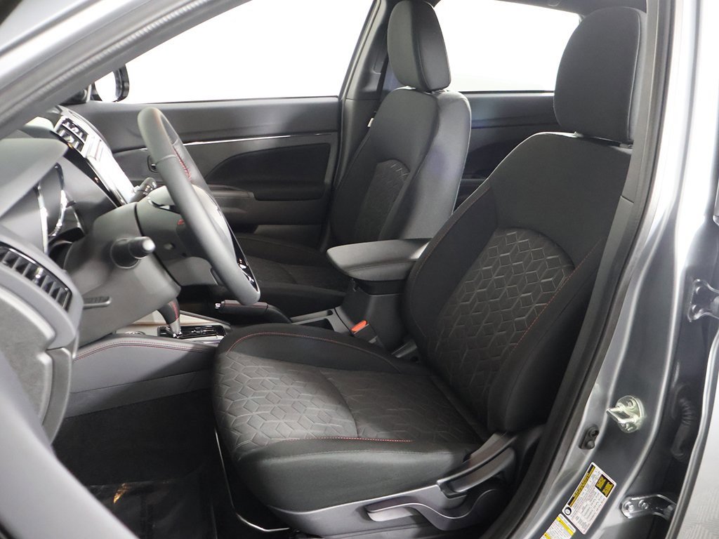 New 2025 Mitsubishi Outlander Sport AWD image 25