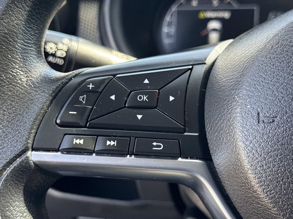Certified 2024 Nissan Kicks SV image 27