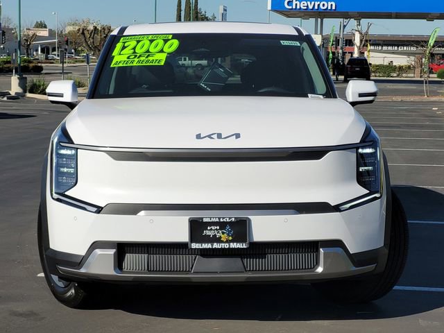 New 2026 Kia EV9 Light image 2