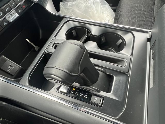 New 2026 Ford F150 XLT w/ Equipment Group 302A MID image 18