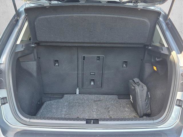 Used 2022 Volkswagen Taos SE image 6