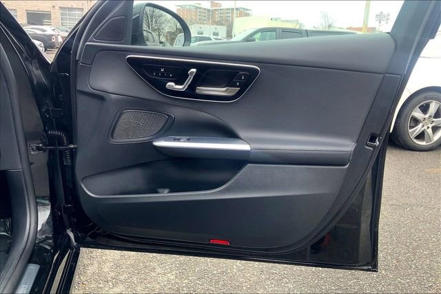 Used 2025 Mercedes-Benz C 300 4MATIC Sedan image 19