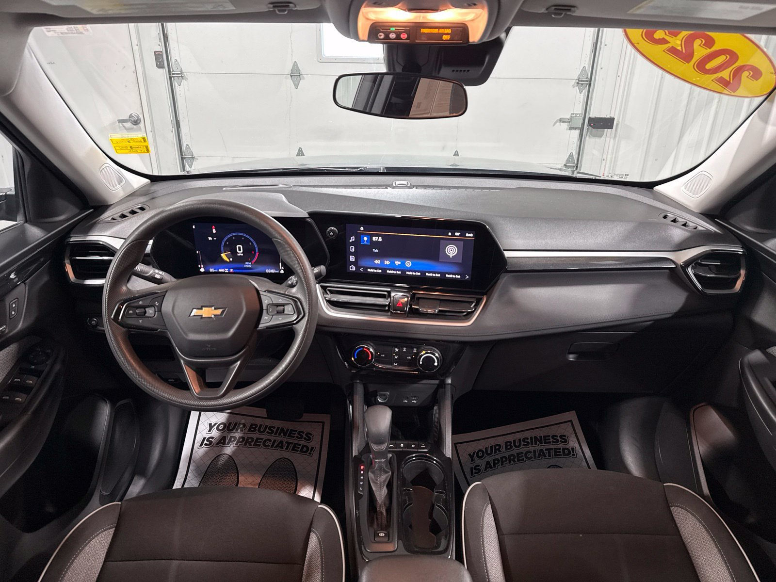 Used 2025 Chevrolet TrailBlazer LT AWD/4WD image 16