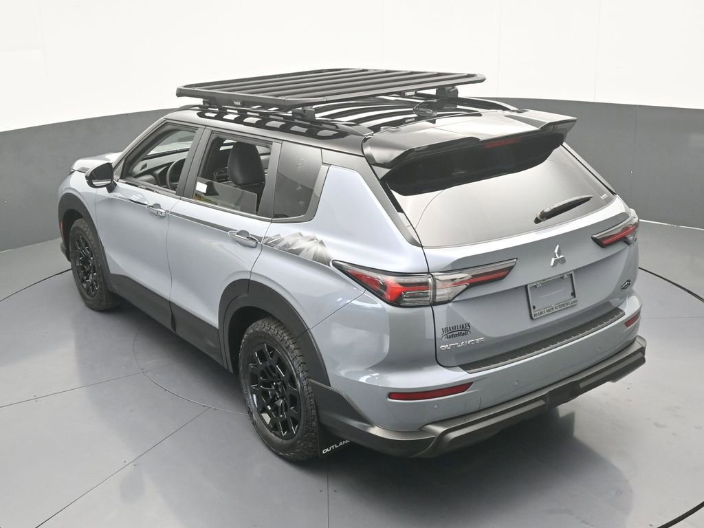 New 2025 Mitsubishi Outlander AWD image 61