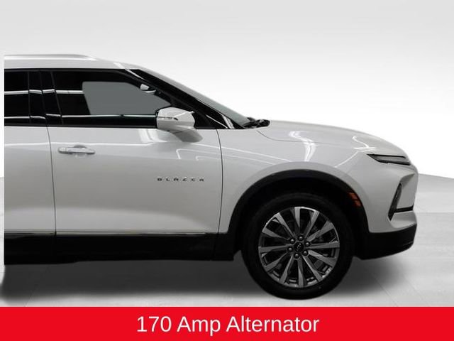 Used 2024 Chevrolet Blazer Premier w/ Driver Confidence II Package image 17