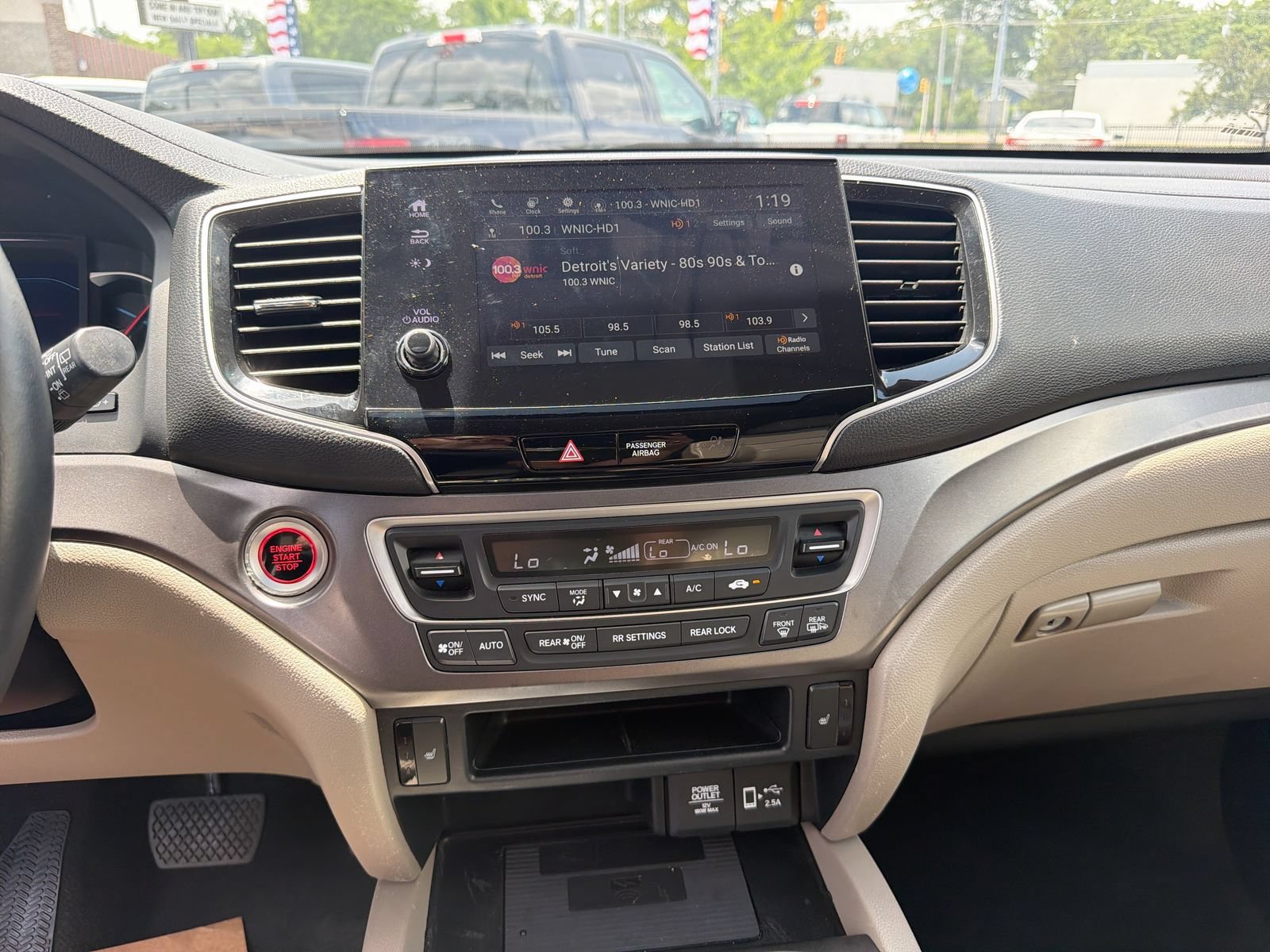 Used 2022 Honda Pilot Special Edition image 28