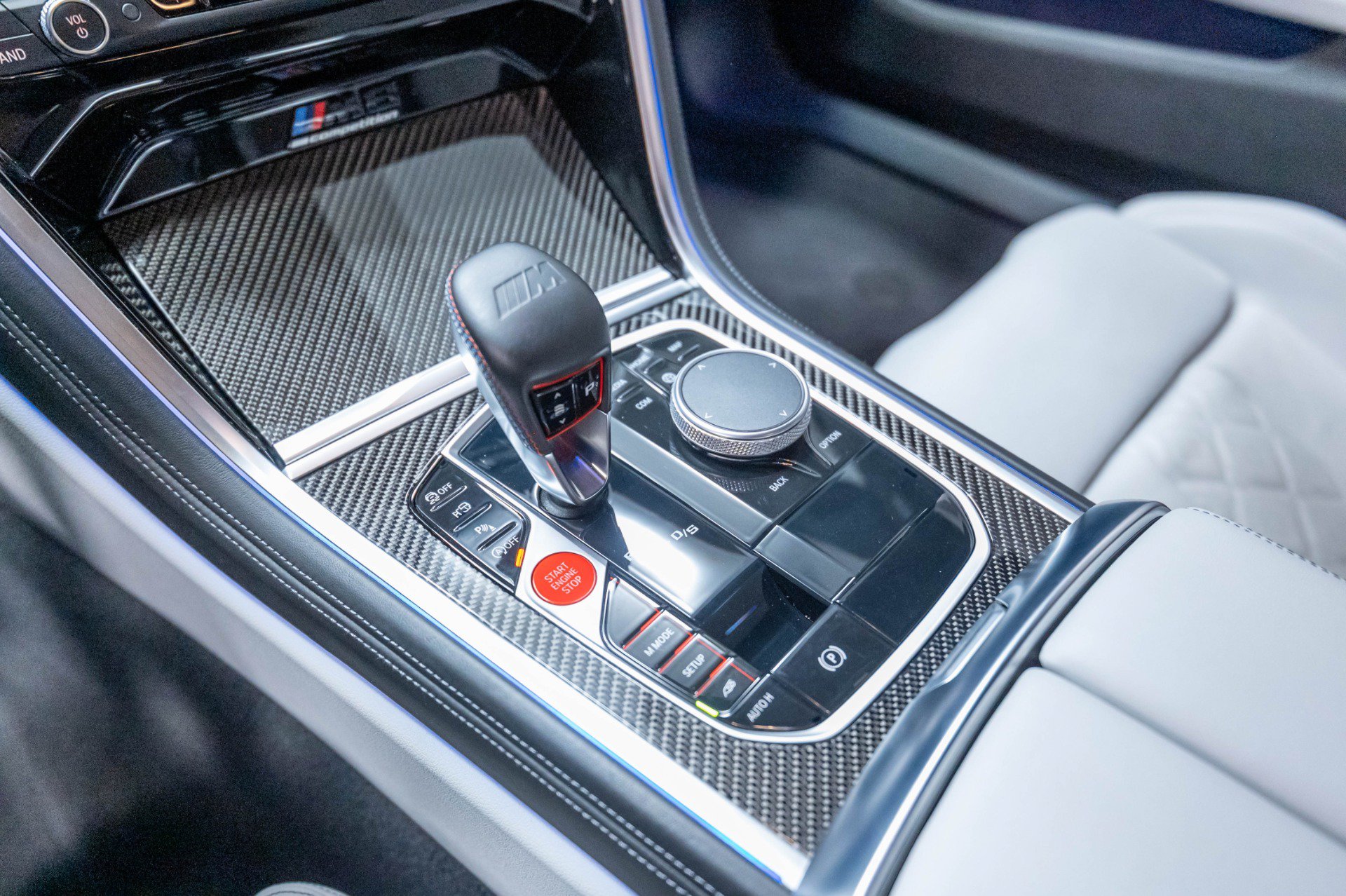 Used 2022 BMW M8 Gran Coupe xDrive Competition w/ M Carbon Exterior Package AWD/4WD image 15