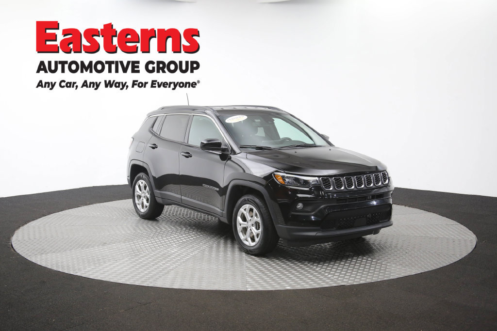 Used 2024 Jeep Compass Latitude AWD/4WD image 51
