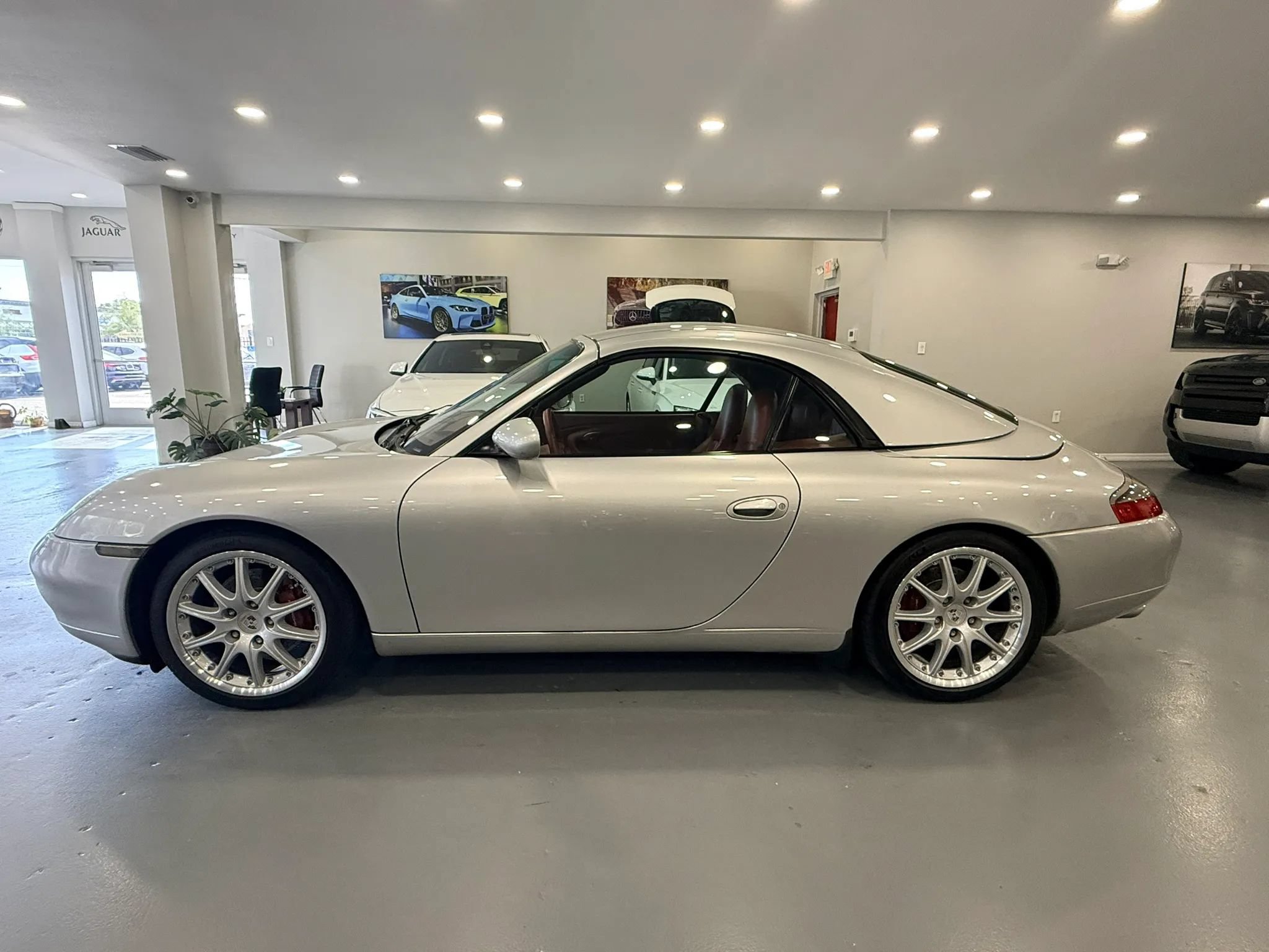 Used 2000 Porsche 911 Carrera 4 AWD/4WD image 4