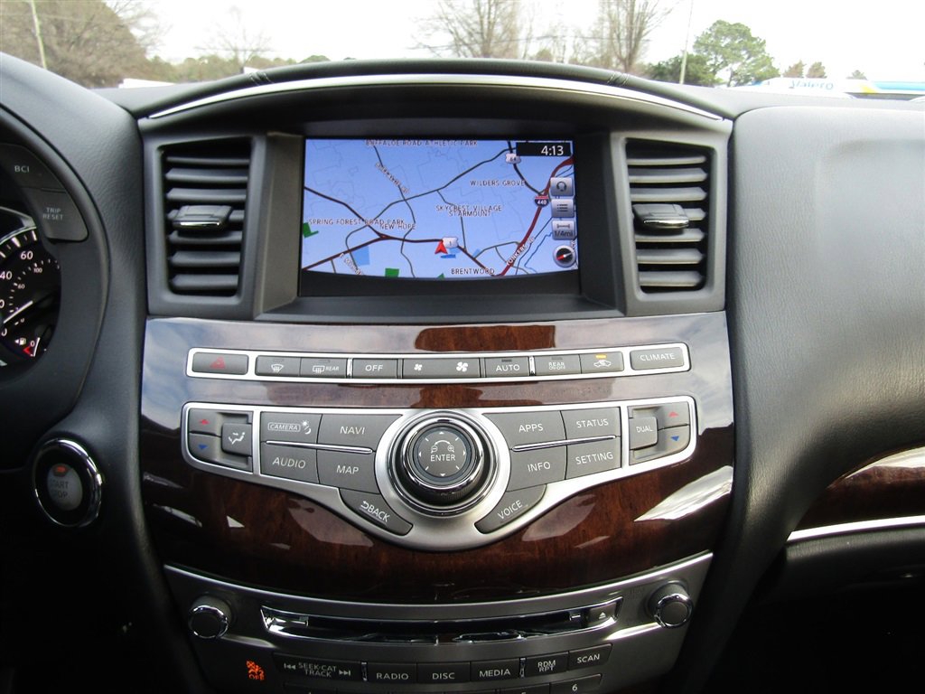 Used 2017 INFINITI QX60 Luxe w/ Deluxe Technology Package image 31