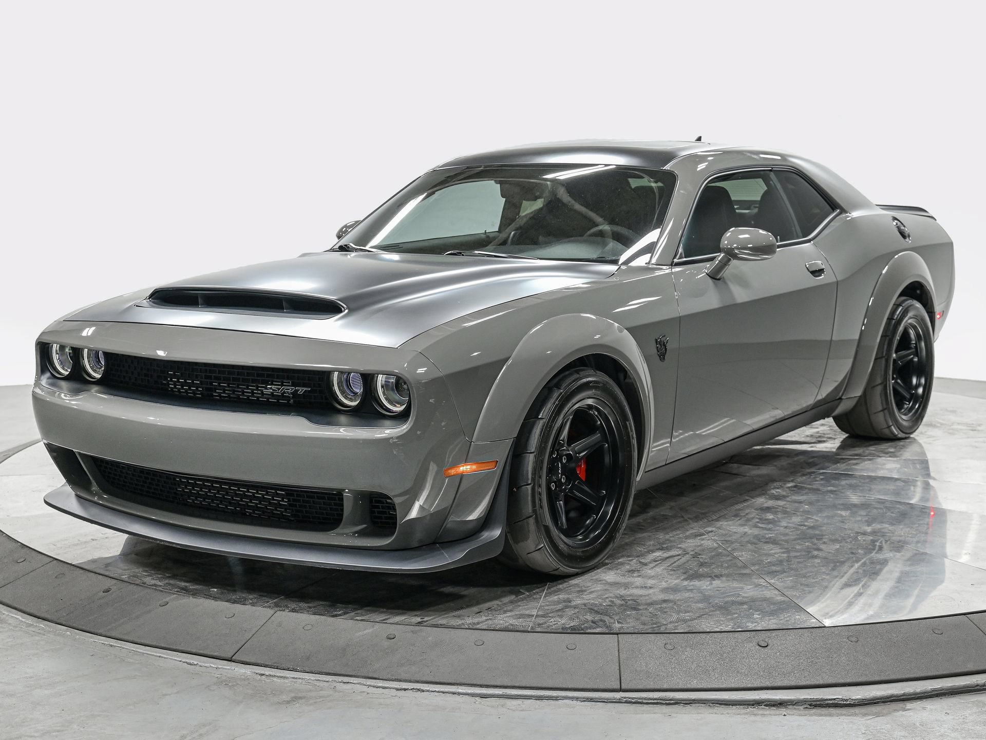 Used 2018 Dodge Challenger SRT Demon RWD image 1