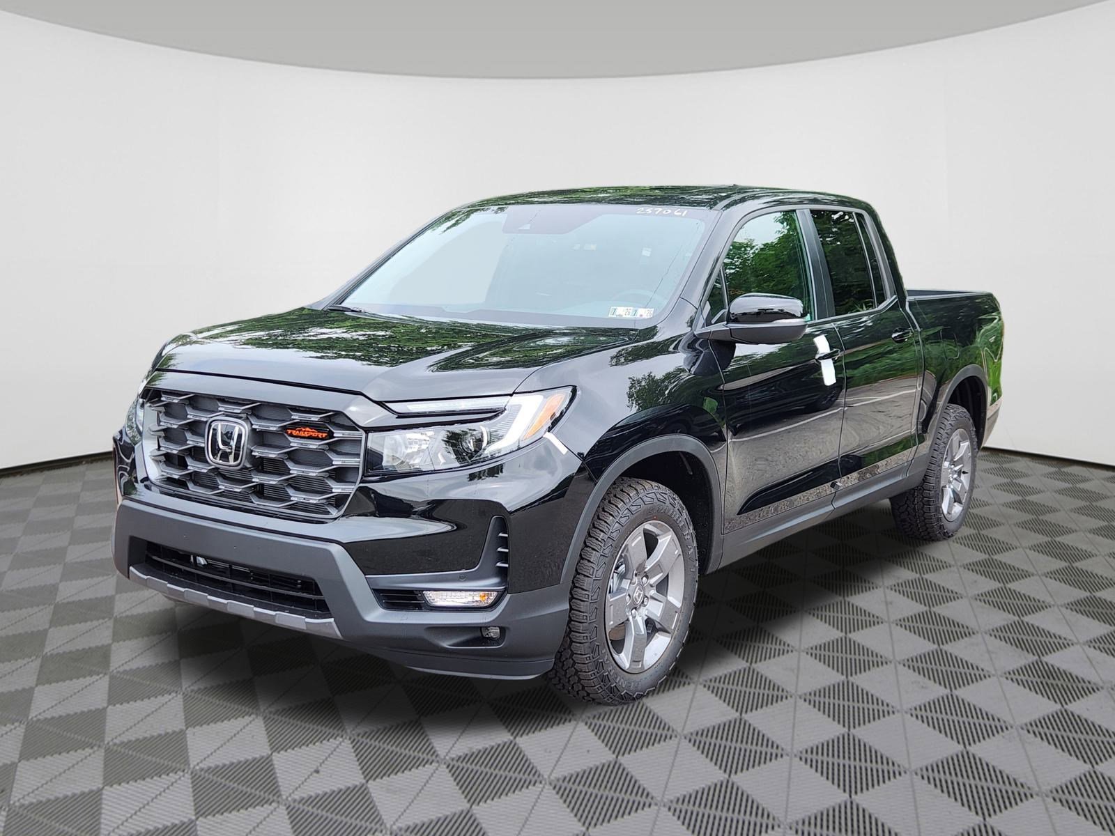 New 2025 Honda Ridgeline TrailSport image 2