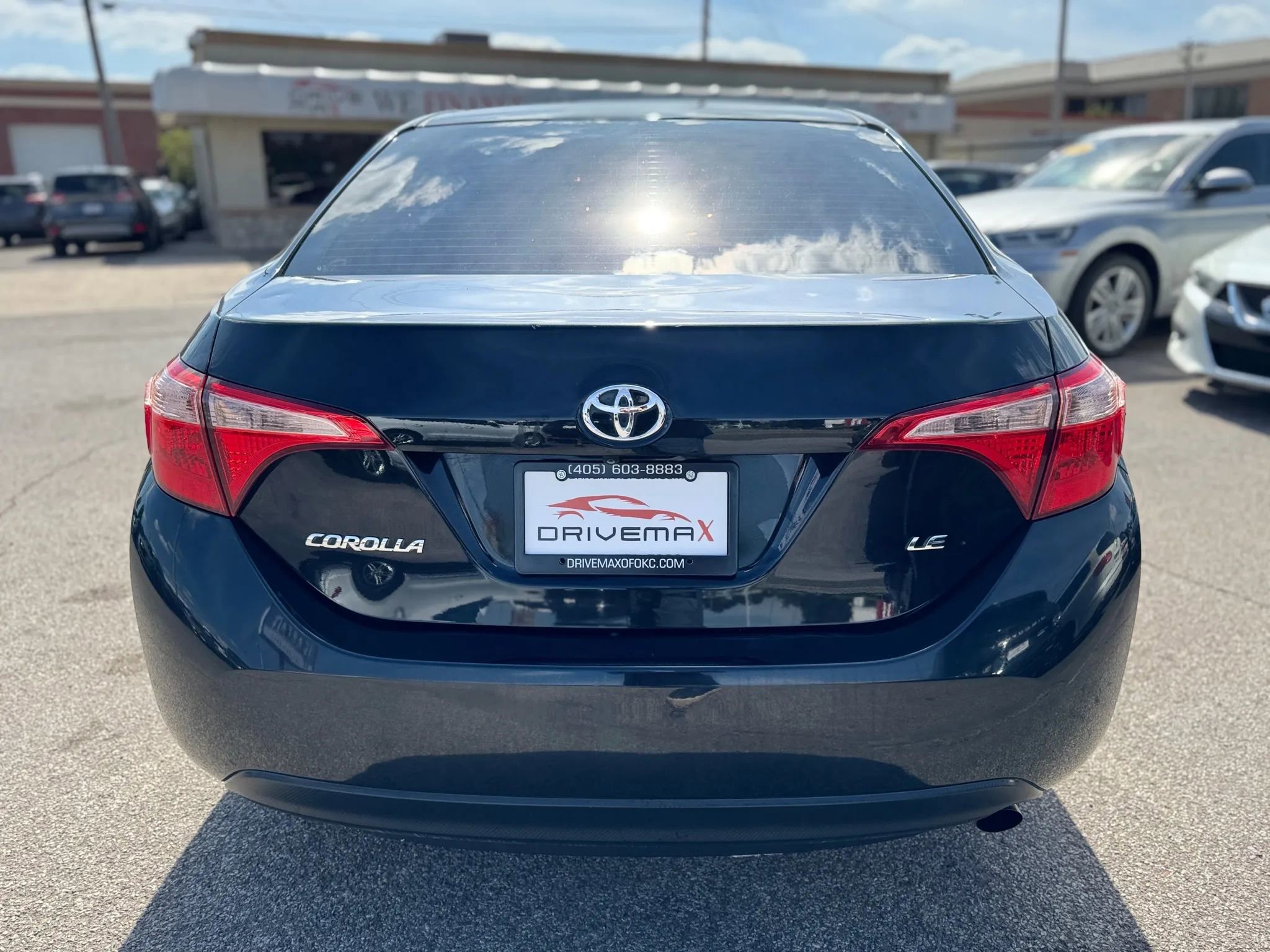 Used 2017 Toyota Corolla LE image 4