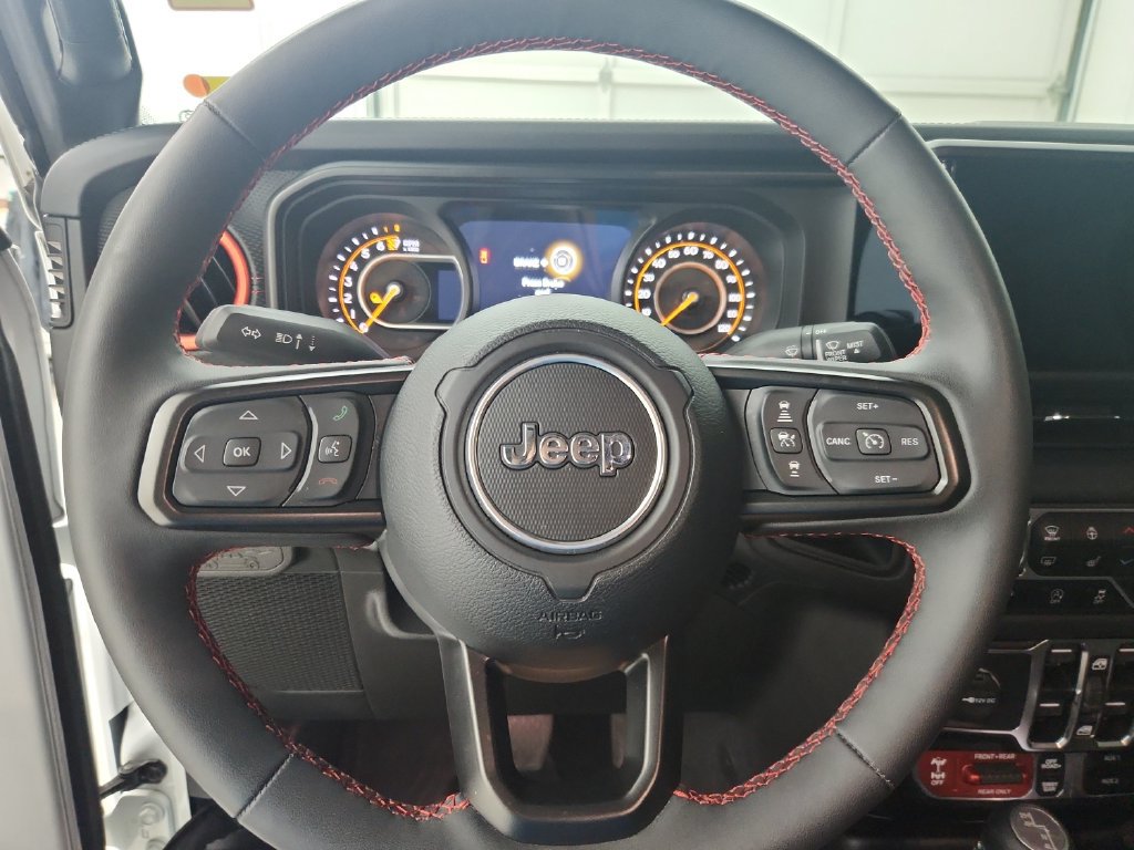 Certified 2024 Jeep Gladiator Rubicon w/ Convenience Group AWD/4WD image 25