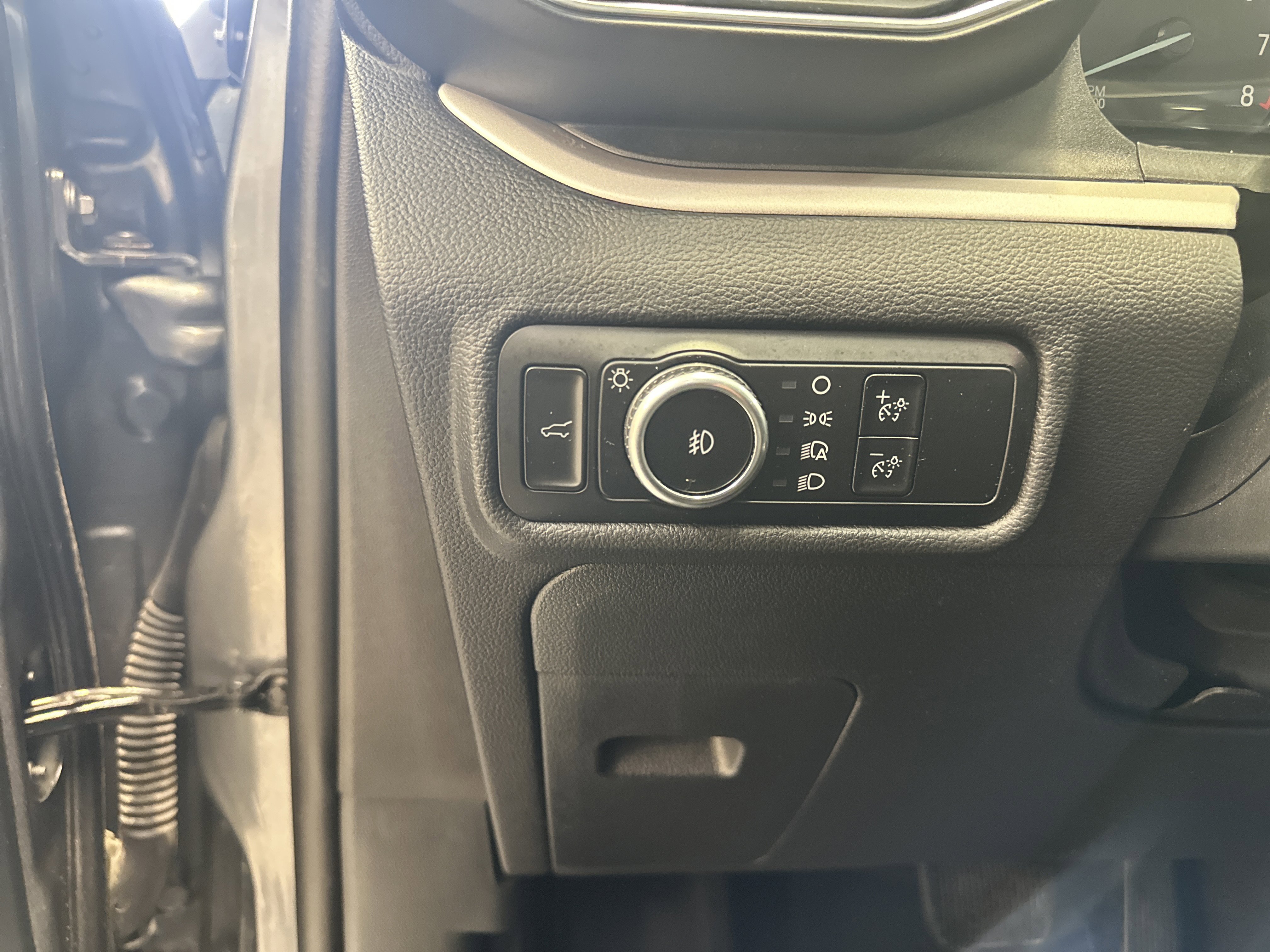 Used 2023 Ford Explorer XLT w/ Equipment Group 202A image 22