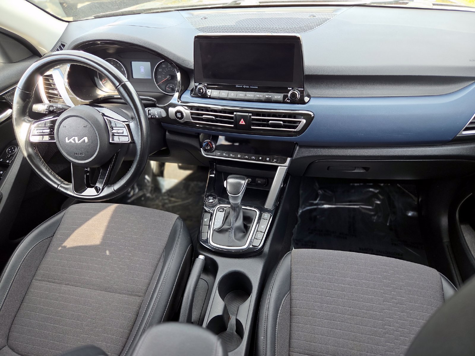 Used 2023 Kia Seltos Nightfall Edition AWD/4WD image 23