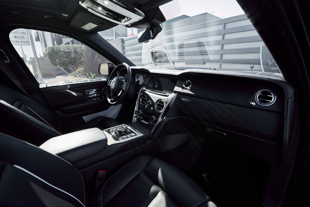 Used 2019 Rolls-Royce Cullinan image 45